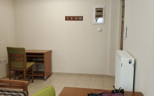 Γκαρσονιέρα προς ενοικίαση στο κέντρο της Πρέβεζας