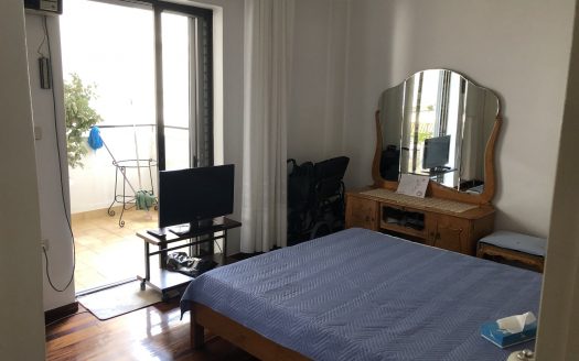 Apartment for sale in the Municipality of Byron with an area of 98 sqm