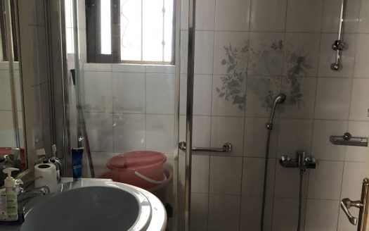 Apartment for sale in the Municipality of Byron with an area of 98 sqm