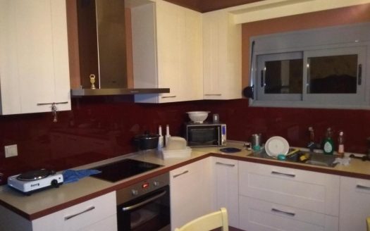 FOR SALE detached house with a total area of 180 sq.m. 2 levels on a plot of land of 4000 m2 in Preveza