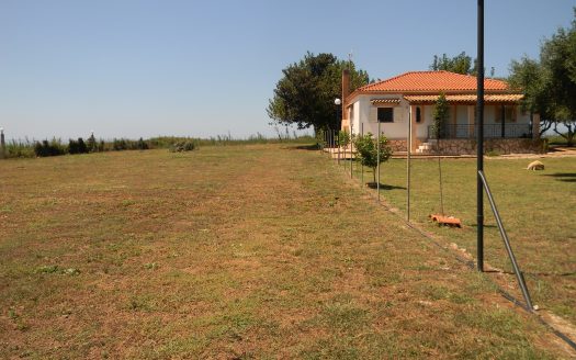 Πωλείται αγροτεμάχιο έναντι Νήσου Λευκάδος πλησίον Διεθνούς Αεροδρόμιου Ακτίου