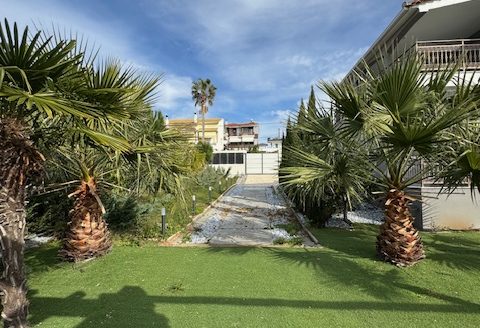 Πωλείται μονοκατοικία 200 τμ στη Παραλία Καναλίου σε οικόπεδο 1590τμ και με υπόλοιπο δόμησης 200 τμ.